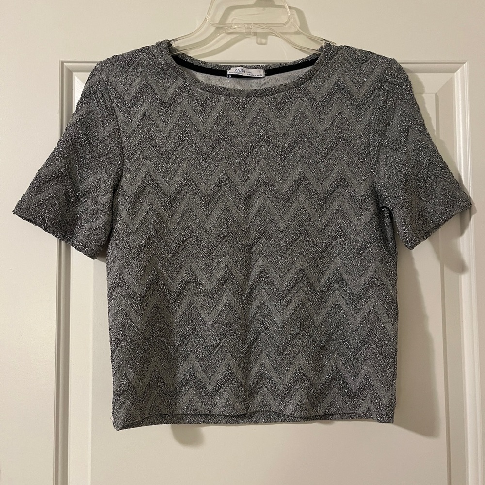 Zara sparkly tshirt, silver zigzag pattern. medium